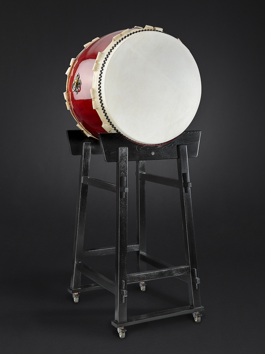 O-Daiko hq, one drumhead with tomoe-logo Ø85cm/h75cm (3.500€)