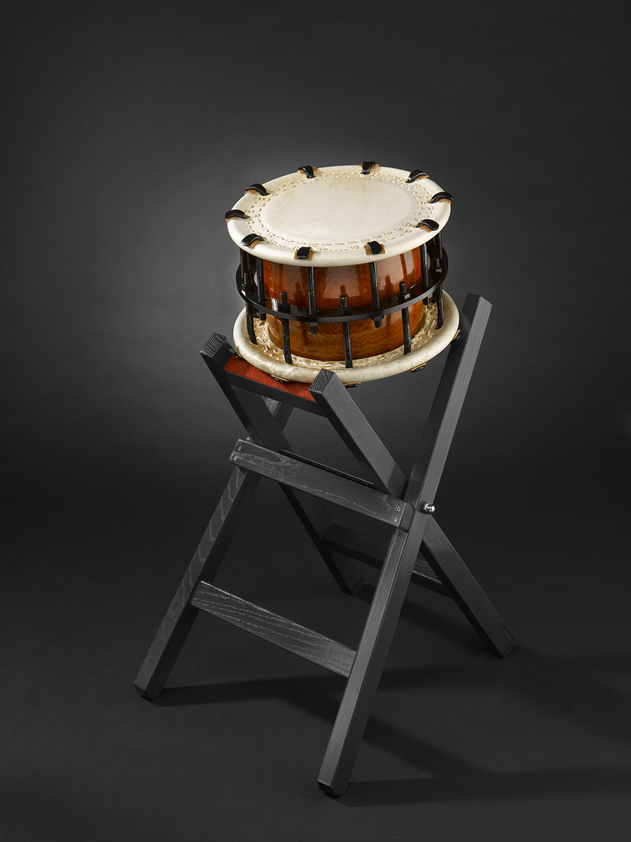 Shime-Daiko bolt (695€) with X-woodenstand (180€)